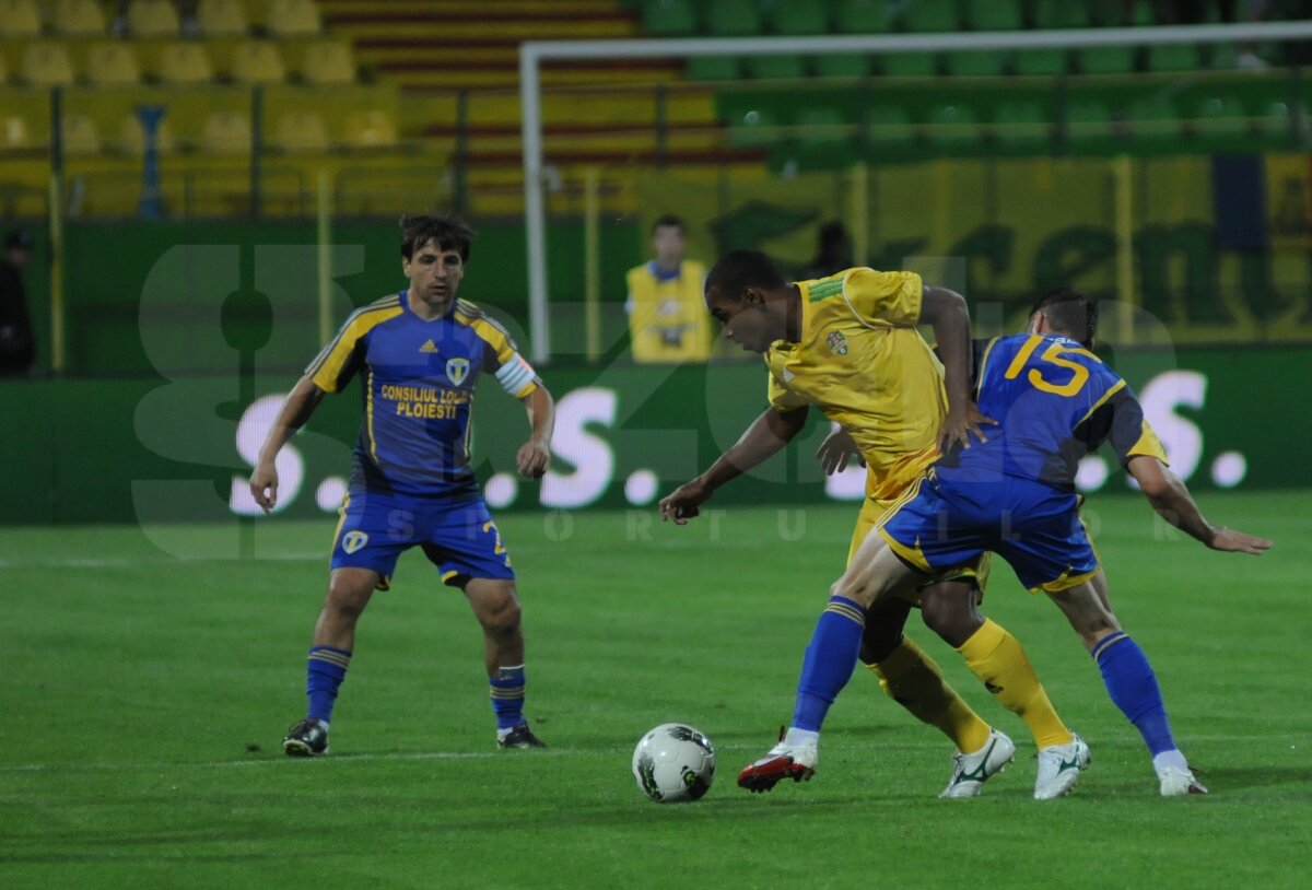 Petrolul sub asediu! "Găzarii" au scos un punct la Vaslui, scor 0-0