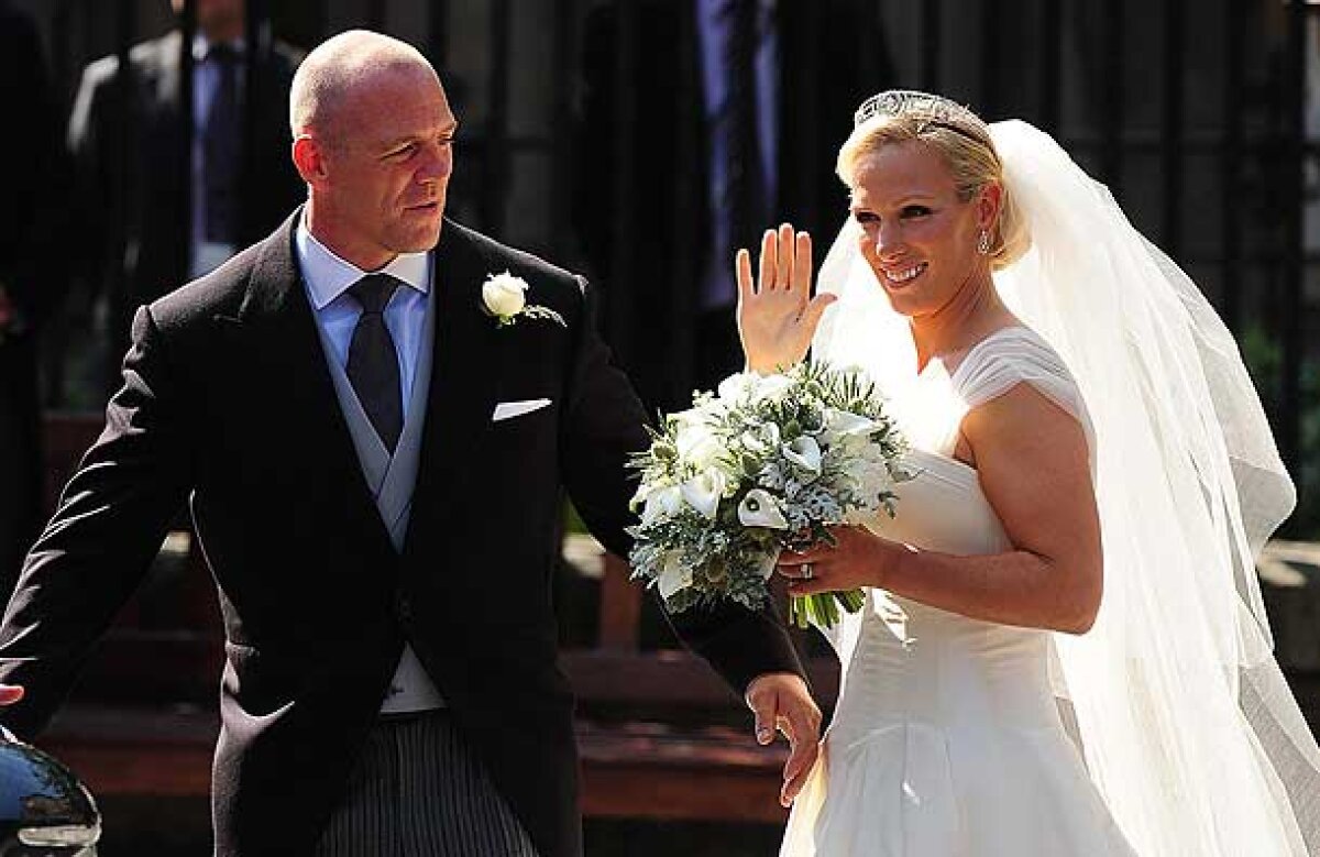 FOTO Un rugbyst în familia regală britanică: Mike Tindall s-a căsătorit cu Zara Phillips