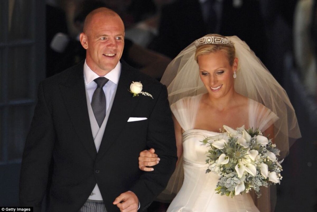 FOTO Un rugbyst în familia regală britanică: Mike Tindall s-a căsătorit cu Zara Phillips