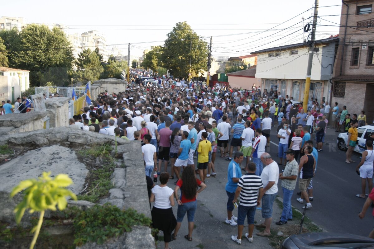 Cronica partidei Steaua - Mioveni 4-0 » Roş-albaştrii au luat un antidepresiv verde