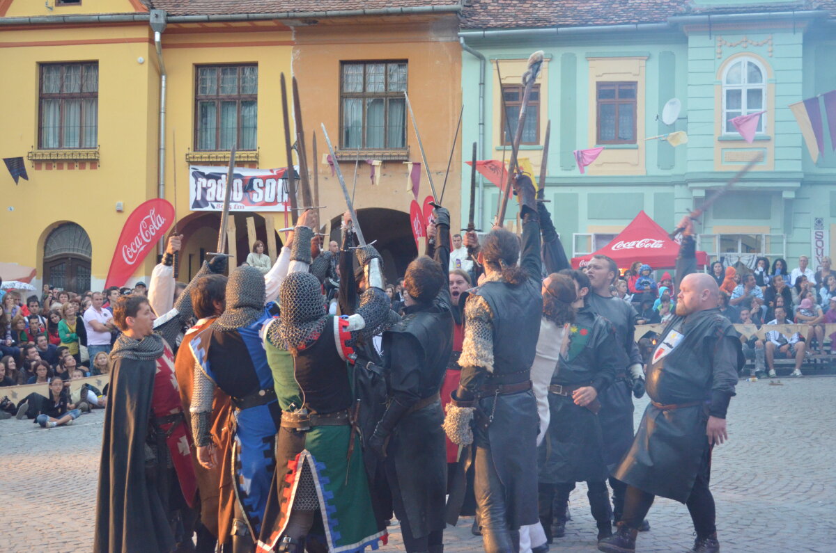 Jocurile Olimpice de Ev mediu » La Sighişoara s-a desfăşurat Festivalul medieval