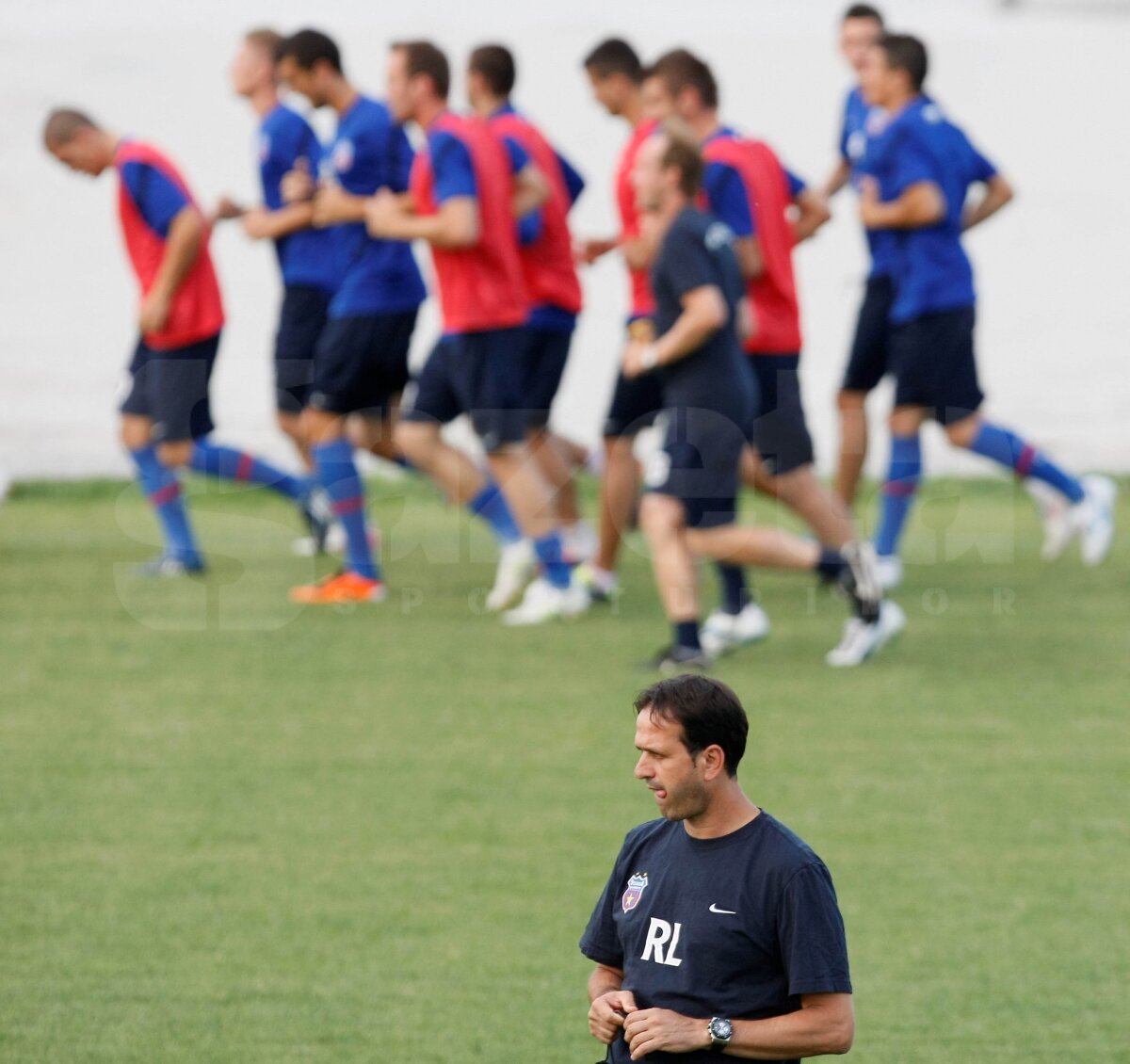 FOTO Prepeliţă, la primul antrenament la Steaua: "De acum sînt trup şi suflet pentru Steaua"