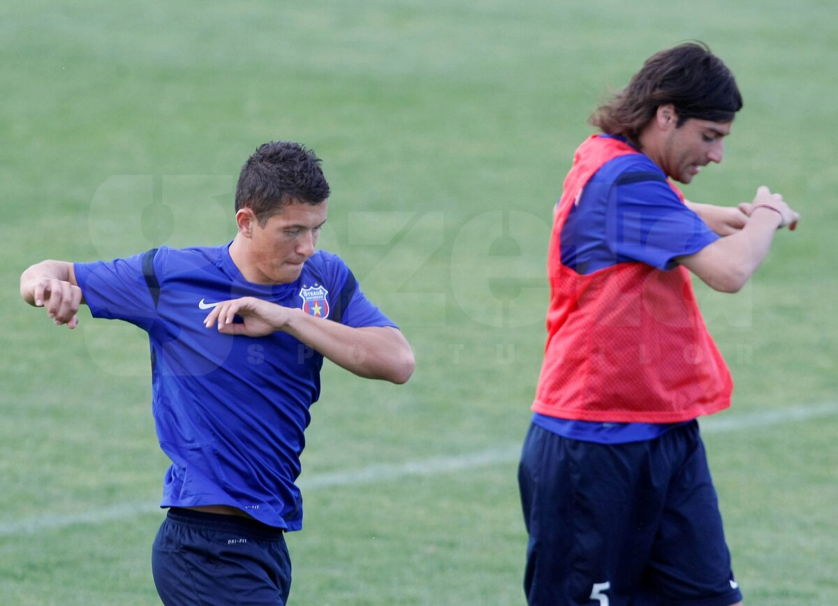 FOTO Prepeliţă, la primul antrenament la Steaua: "De acum sînt trup şi suflet pentru Steaua"