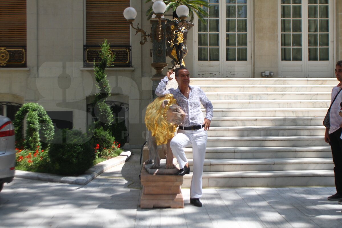 Florin Costea a semnat azi cu Steaua