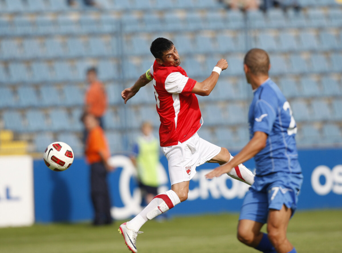 Varazdin - Dinamo 1-2 ('14 Golubar / '7 Dănciulescu, '26 C. Munteanu) "Cîinii" merg în play-off-ul EL