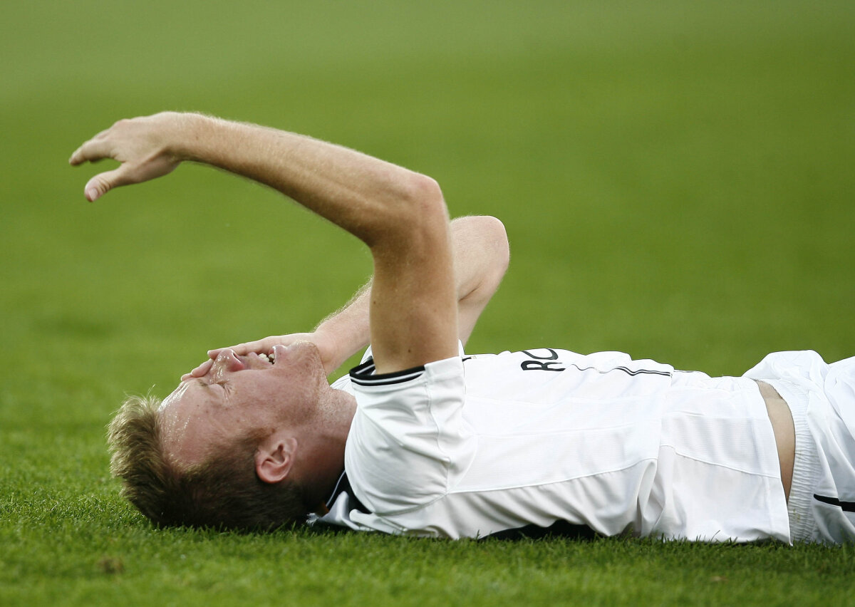 Pleşca i-a oprit pe nemţi! » Gazul trece de Mainz la penalty-uri şi merge în play-off