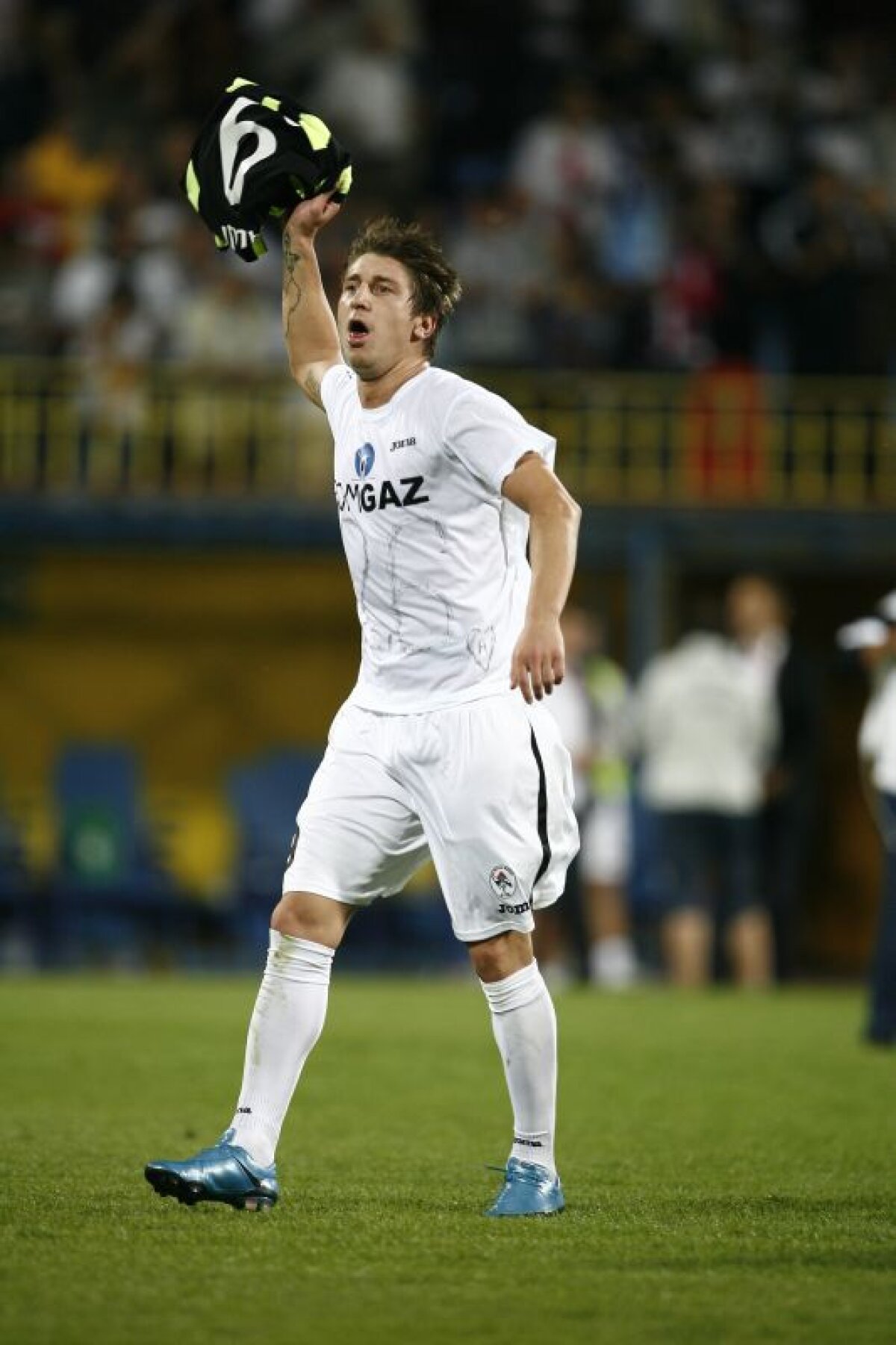 Pleşca i-a oprit pe nemţi! » Gazul trece de Mainz la penalty-uri şi merge în play-off