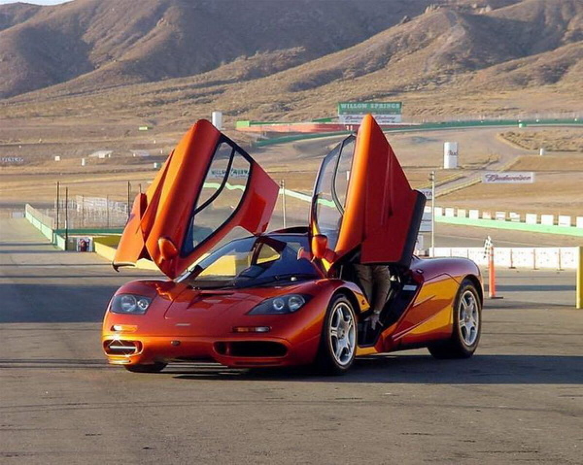 Mr. Bean n-are limite »A făcut accident cu maşina sa, McLaren F1