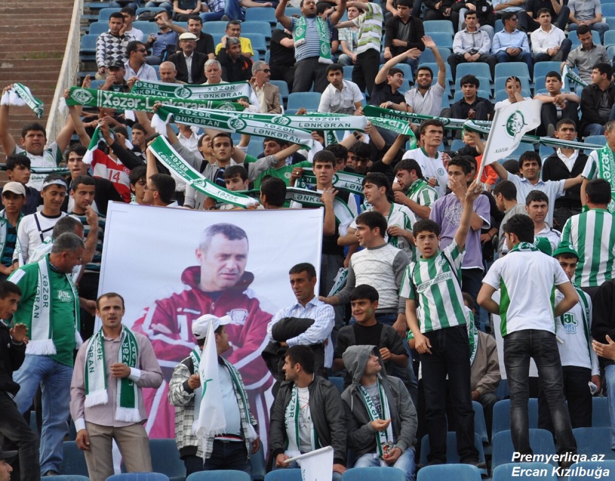FOTO » Fanii lui Lankaran i-au ameninţat pe conducători că fac revoluţie pentru Mircea Rednic