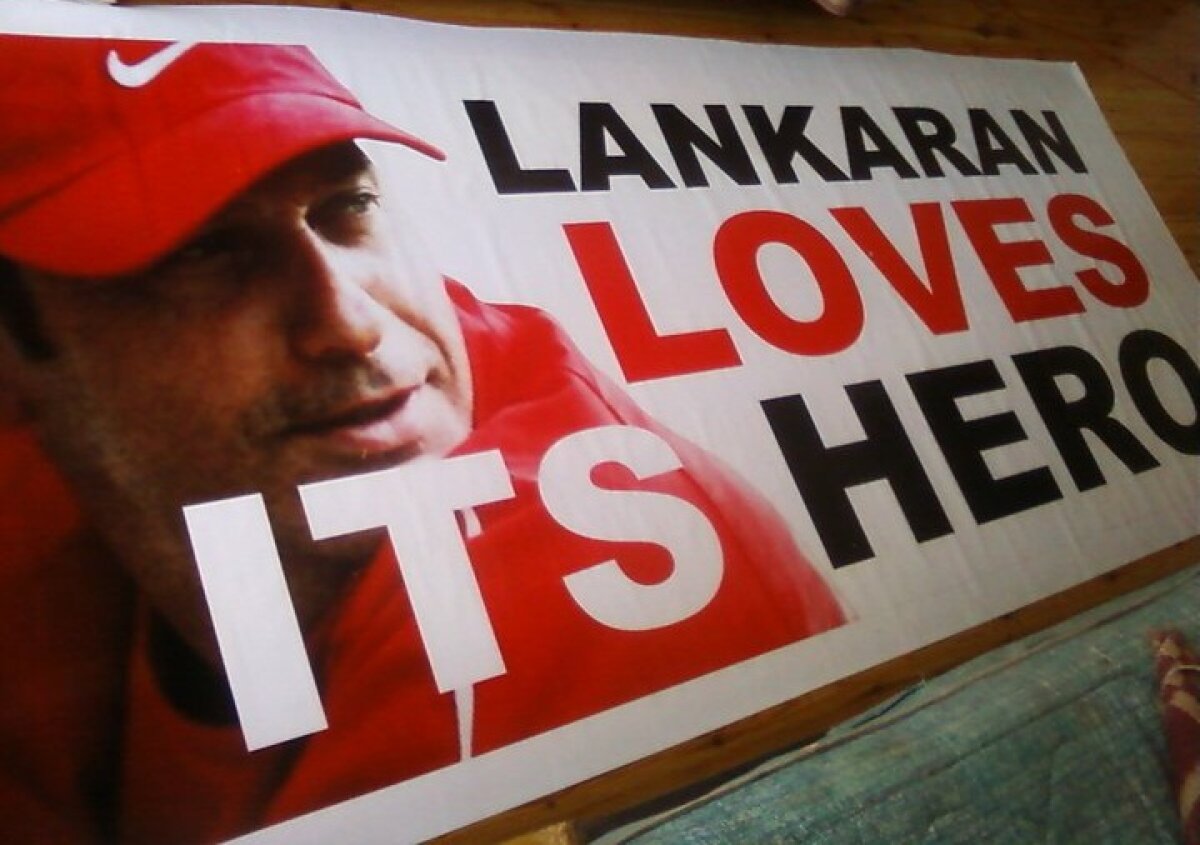 FOTO » Fanii lui Lankaran i-au ameninţat pe conducători că fac revoluţie pentru Mircea Rednic