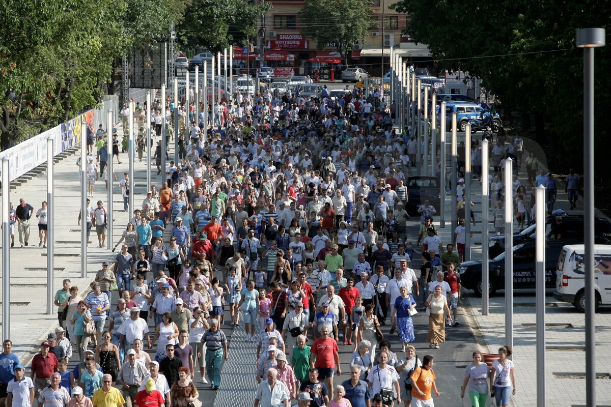 GALERIE FOTO » Peste 100.000 de oameni au vizitat Naţional Arena!