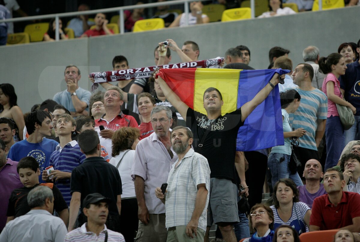 GALERIE FOTO » Peste 100.000 de oameni au vizitat Naţional Arena!