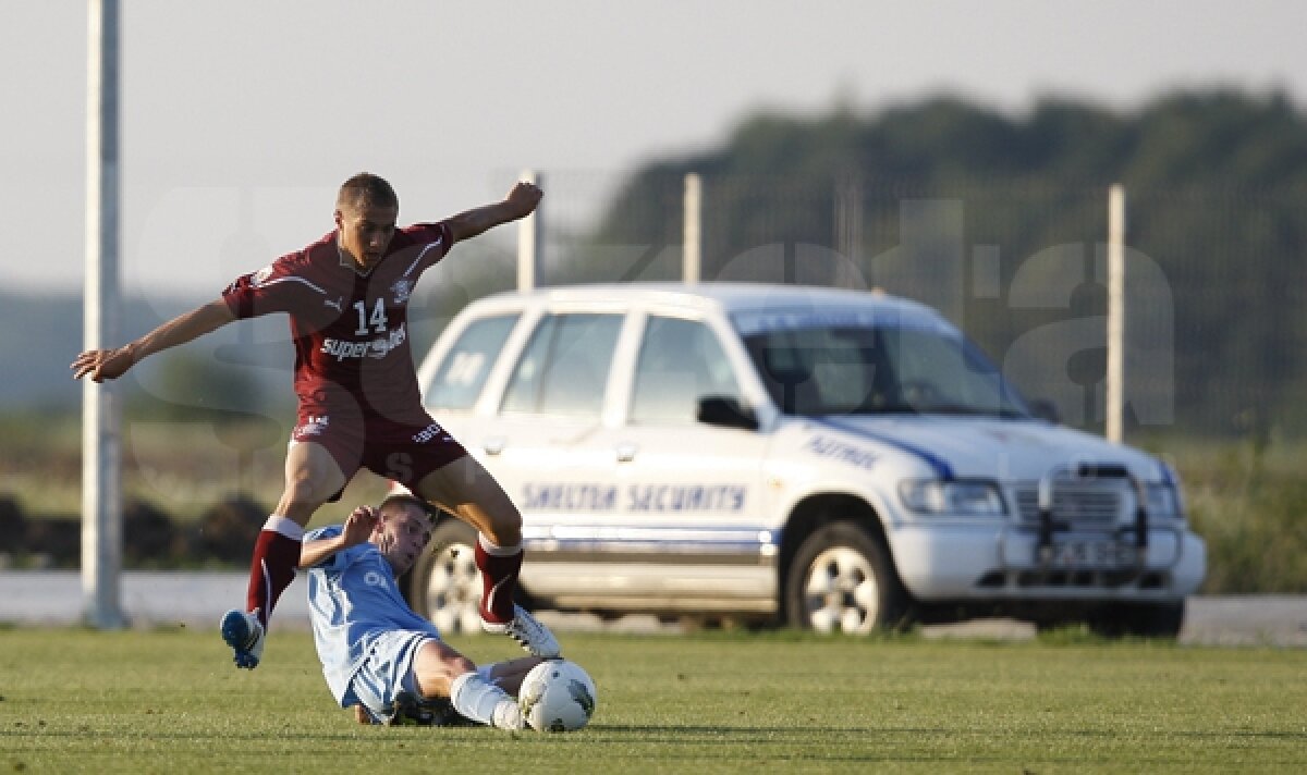VIDEO şi GALERIE FOTO Rapid-Sportul 2-1 » Teixeira e noua "Maşinuţă!"