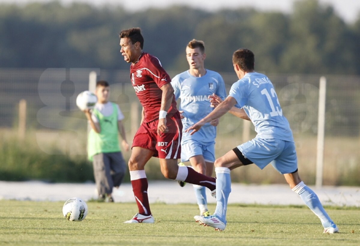 VIDEO şi GALERIE FOTO Rapid-Sportul 2-1 » Teixeira e noua "Maşinuţă!"