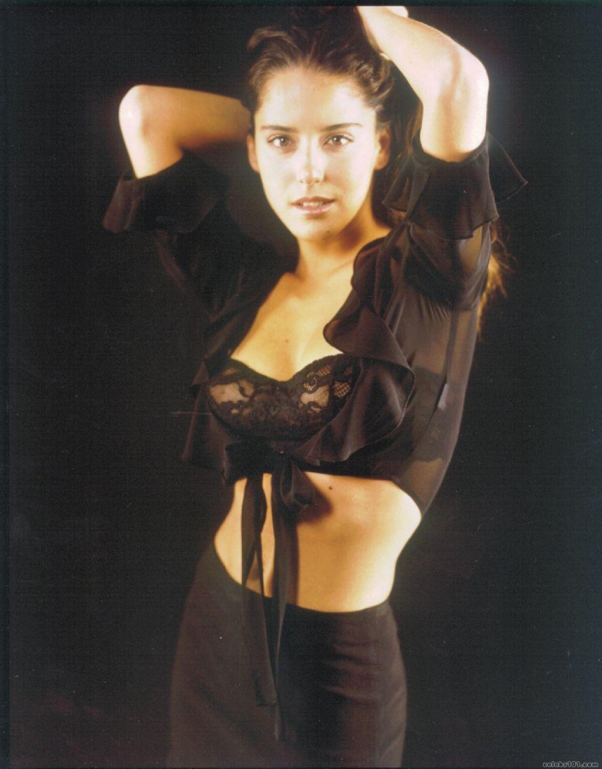 GALERIE FOTO » Claudia Talancon este înnebunită după fotbal. Vezi de ce e Chicharito topit după ea!