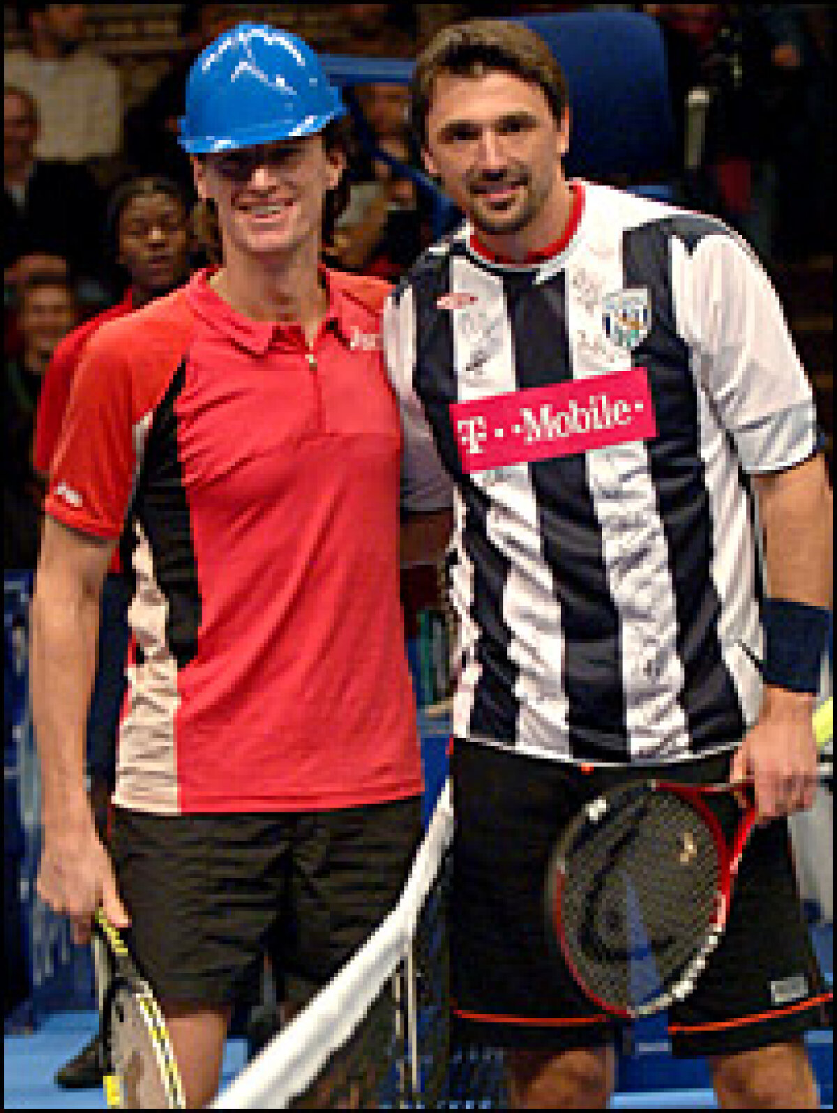 Harry Potter e fan Fulham, Gorbaciov ţine cu Wigan! Echipele din Anglia au fani celebri