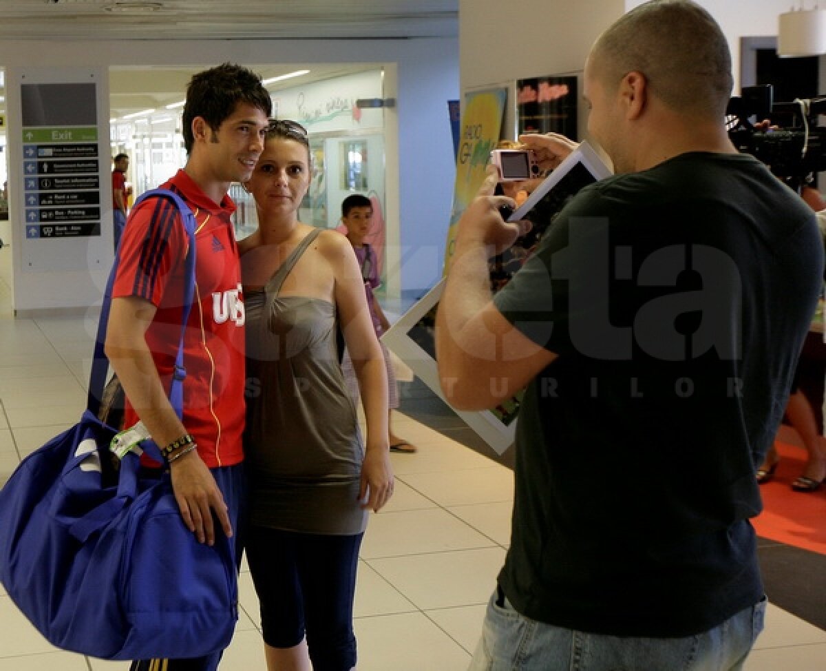 FOTO "Tricolorii" s-au antrenat la Ricione » Mutu a fost asaltat de fani