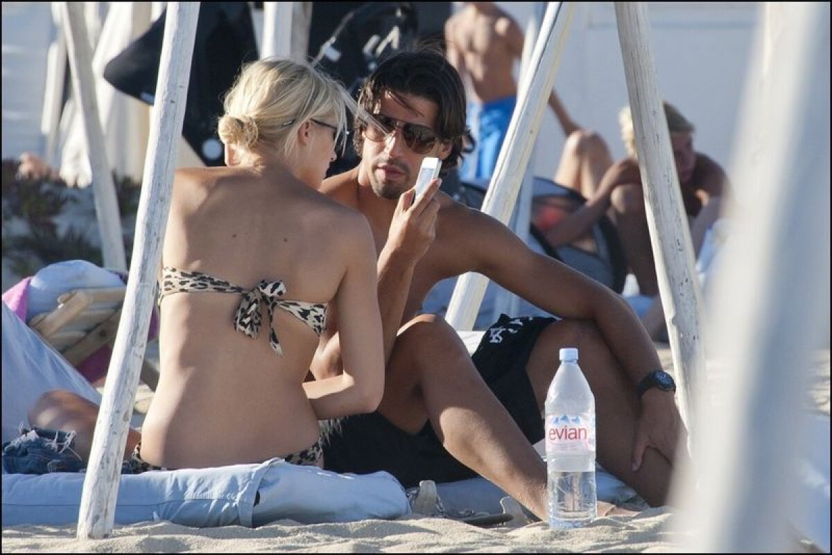 FOTO » Sami Khedira, în vacanţă la Saint Tropez cu frumoasa lui iubită