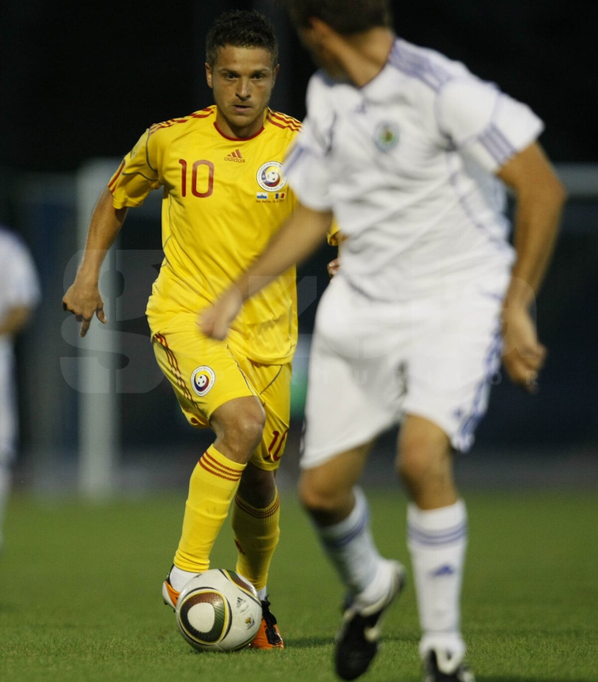 "Tricolorii" s-au chinuit cu cea mai slabă naţională din lume. San Marino - România 0-1