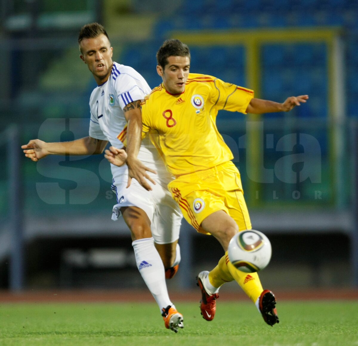 "Tricolorii" s-au chinuit cu cea mai slabă naţională din lume. San Marino - România 0-1
