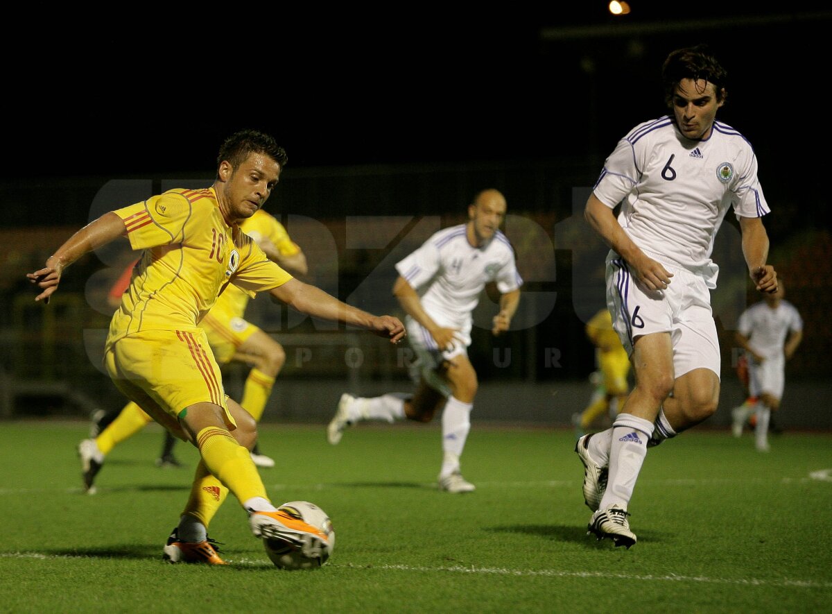 "Tricolorii" s-au chinuit cu cea mai slabă naţională din lume. San Marino - România 0-1