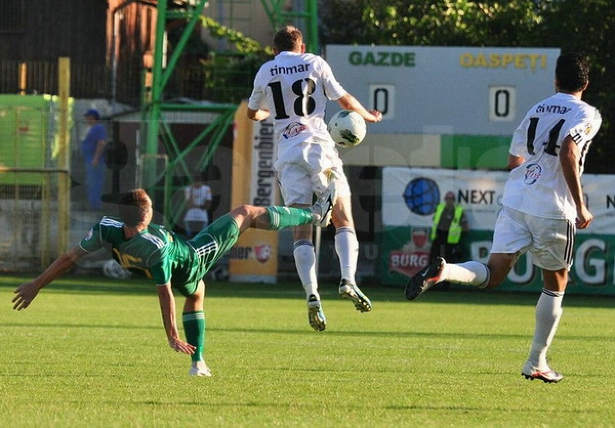 FOTO Şumudică a revitalizat Astra » CS Mioveni - Astra 0-1
