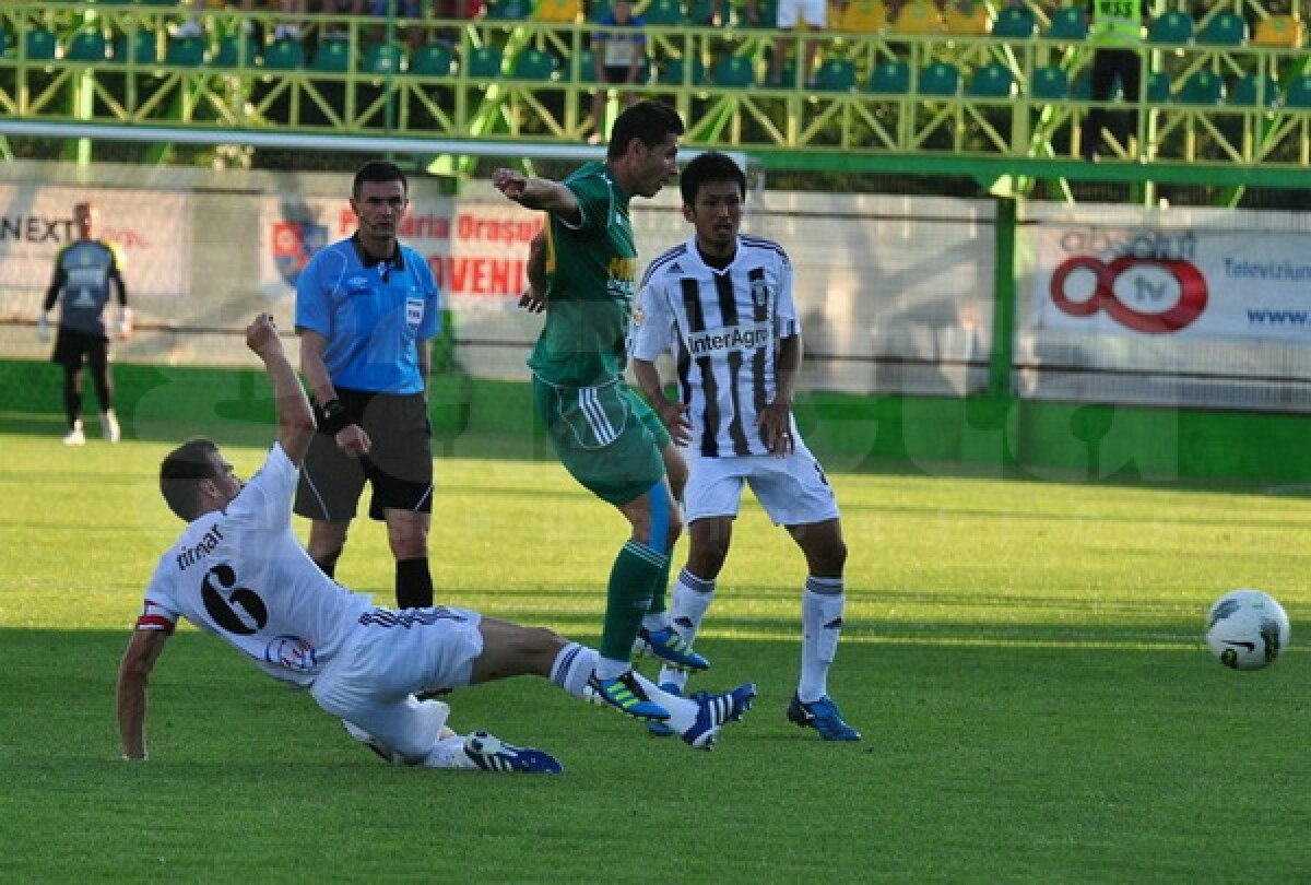 FOTO Şumudică a revitalizat Astra » CS Mioveni - Astra 0-1
