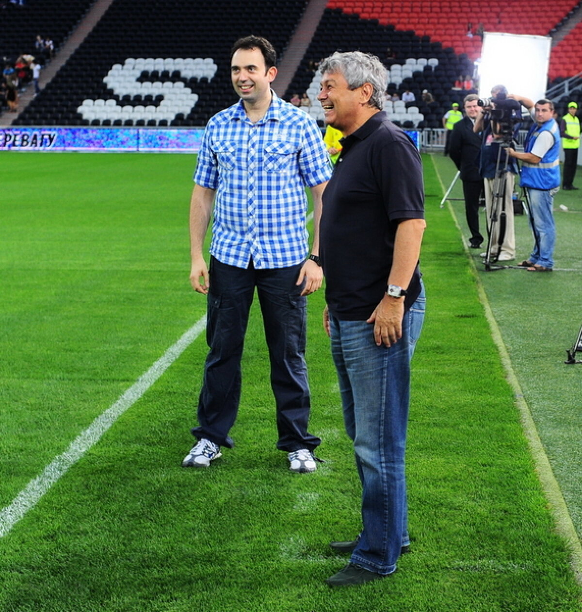 VIDEO Imagini de la videoclipul filmat de Mircea Lucescu!