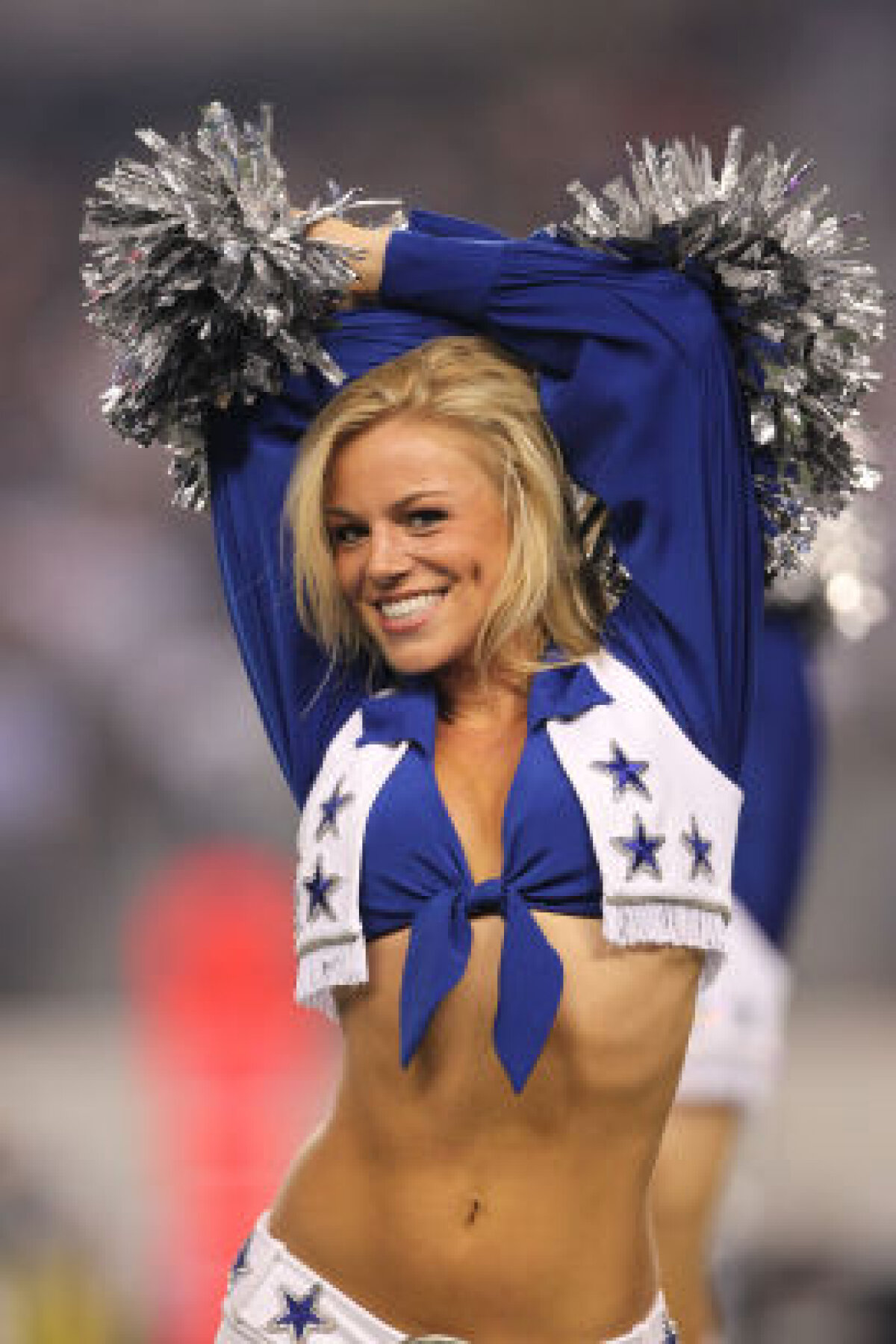 FOTO VEZI de ce sînt bărbaţii înnebuniţi după fotbalul american!