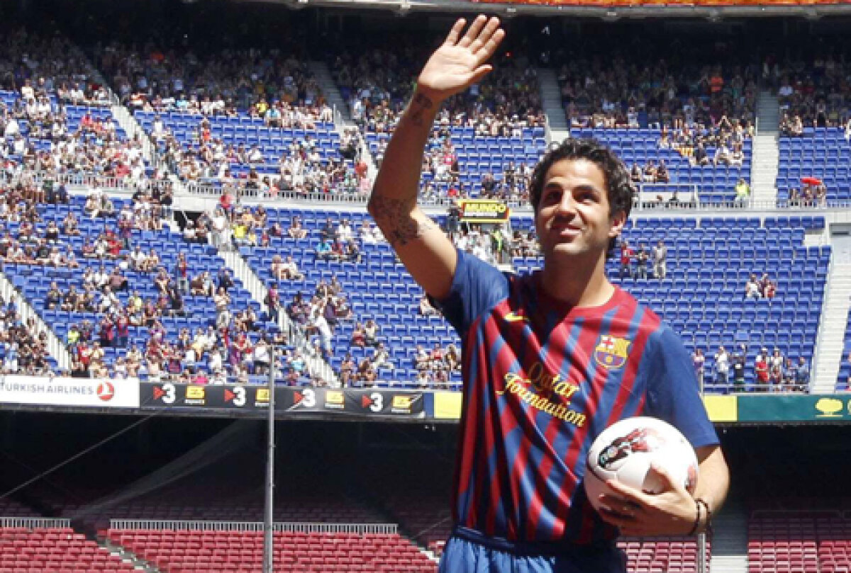Profeţie împlinită! » Fabregas a semnat pe 5 ani cu Barcelona