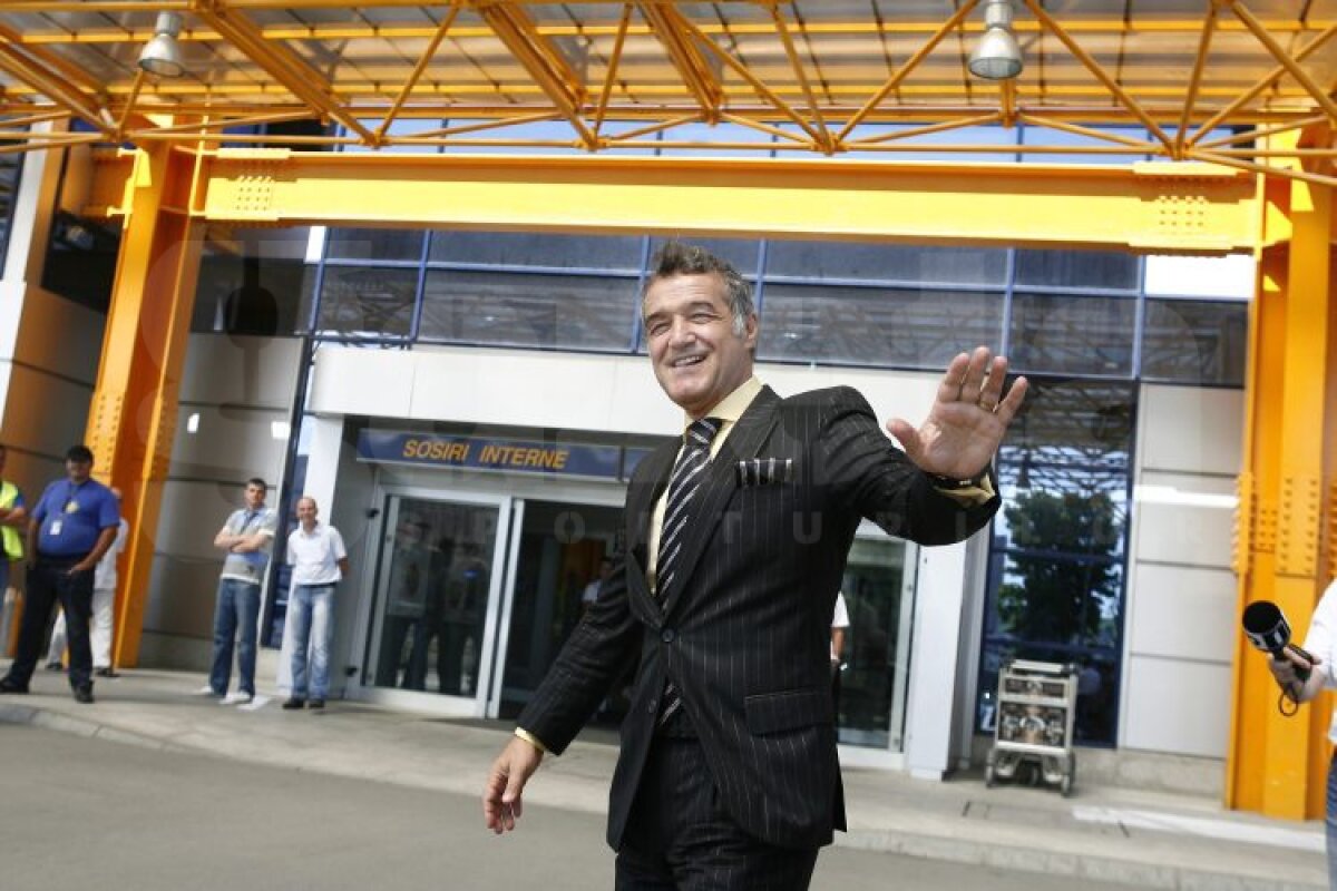 FOTO » Gigi Becali nu-l slăbeşte deloc pe Zicu ;) "Nu l-am luat pentru că nu e de Steaua, el e de Steaua Sofiei"