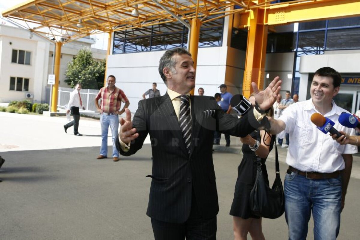 FOTO » Gigi Becali nu-l slăbeşte deloc pe Zicu ;) "Nu l-am luat pentru că nu e de Steaua, el e de Steaua Sofiei"