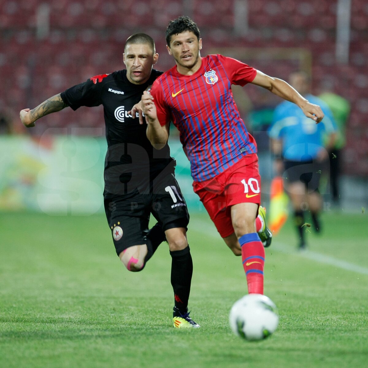 FOTO Bourceanu admiră evoluţia Stelei după 2-0 cu ŢSKA Sofia