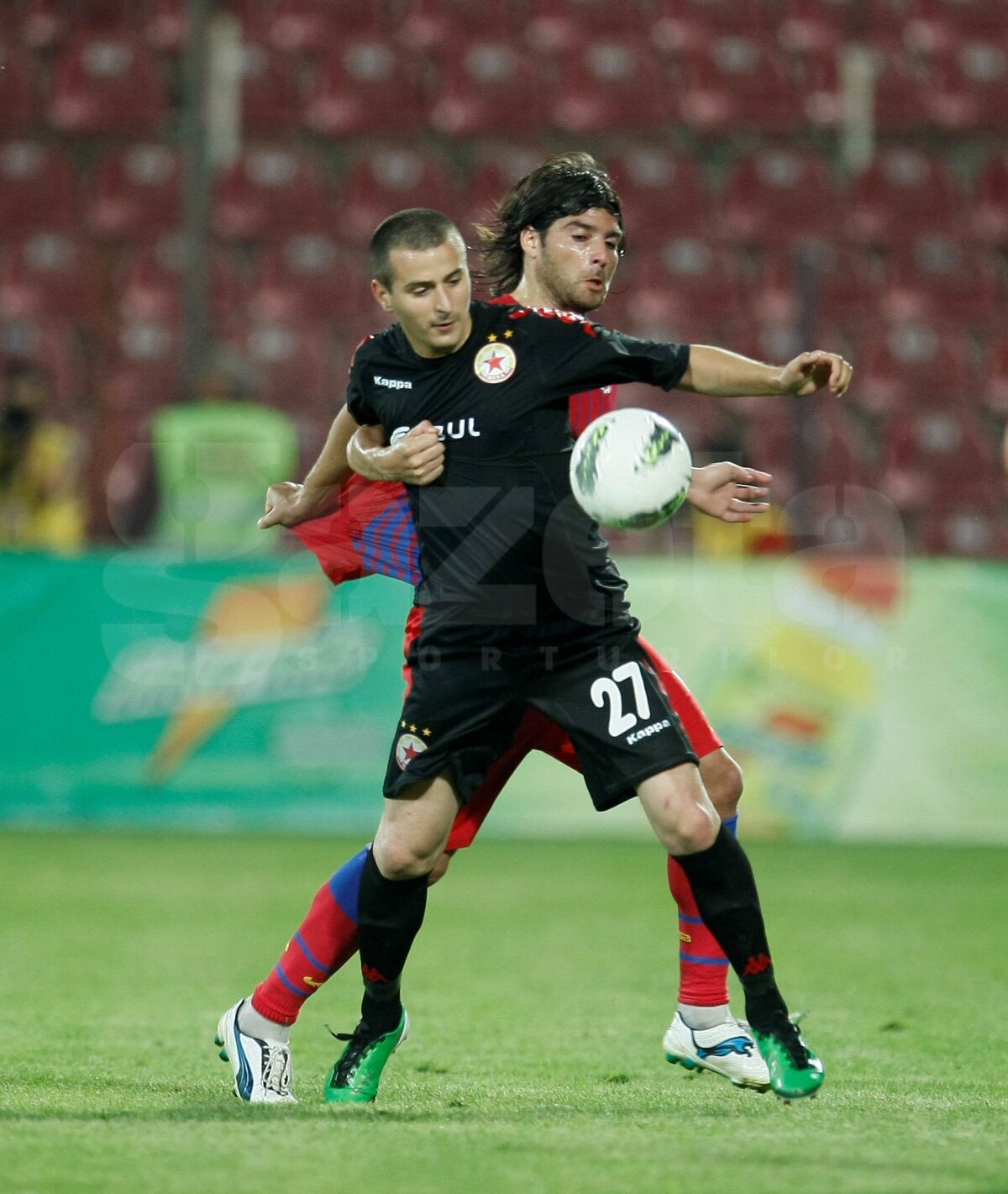 FOTO Bourceanu admiră evoluţia Stelei după 2-0 cu ŢSKA Sofia