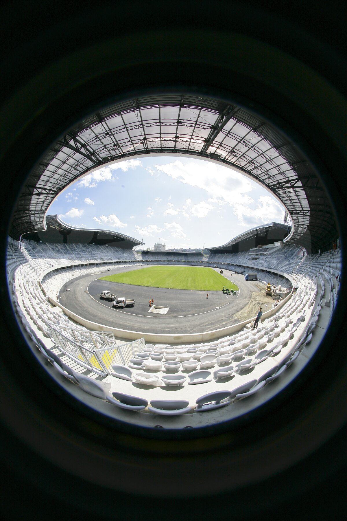 Îţi place? Acesta este stadionul de 5 stele pe care va juca "U". Intră pentru programul din 8 şi 9 octombrie. Vezi GALERIA FOTO şi PANORAMA Cluj Arena