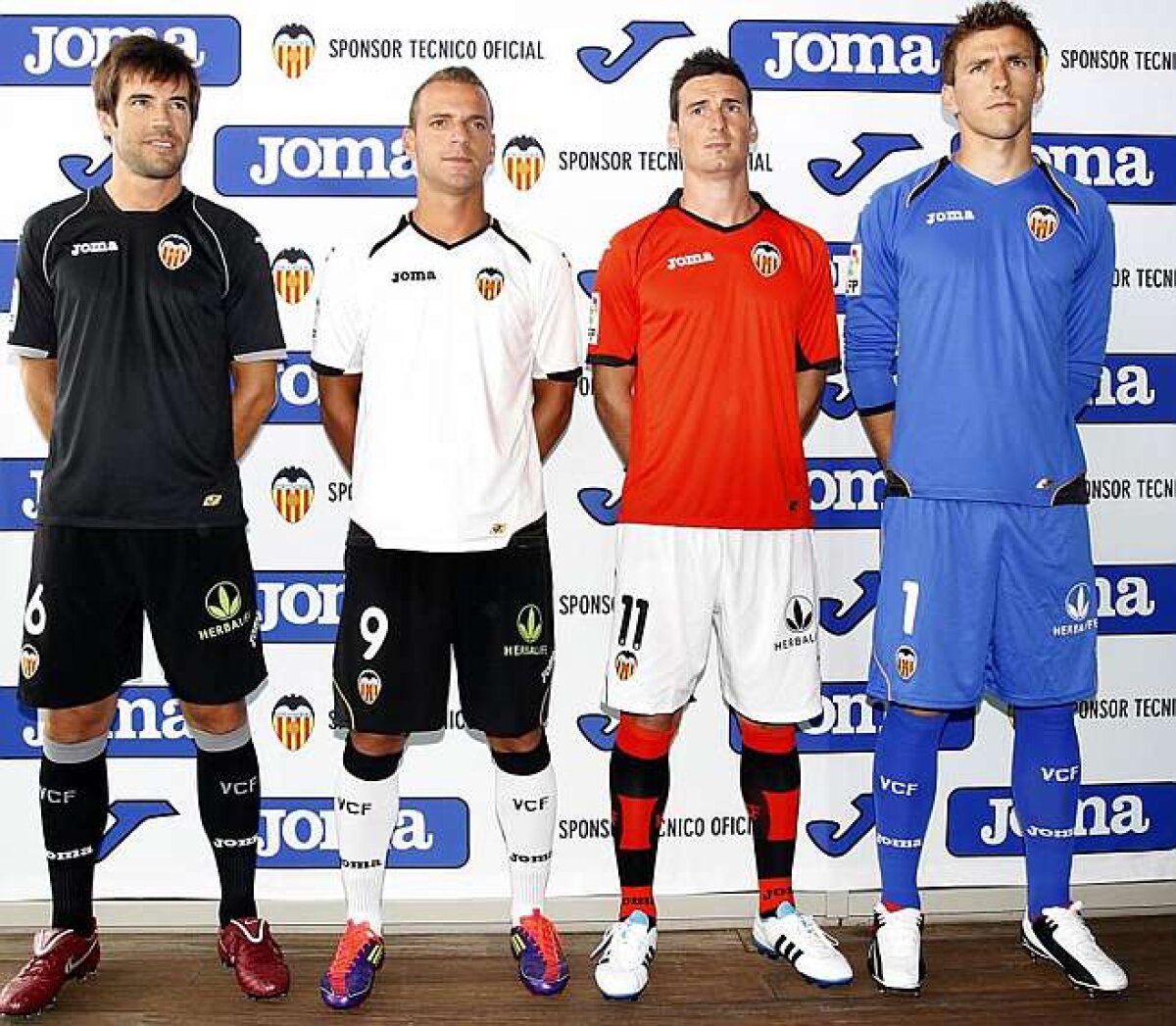 Barca şi Real învîrt zeci de milioane, în timp ce patru echipe spaniole de tradiţie nu au sponsor pe piept!