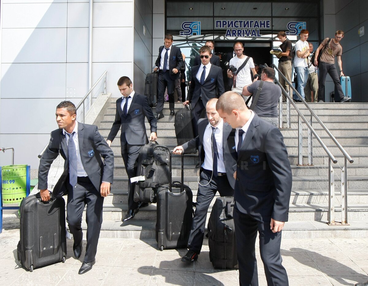 FOTO Delegaţia Stelei a ajuns la Sofia