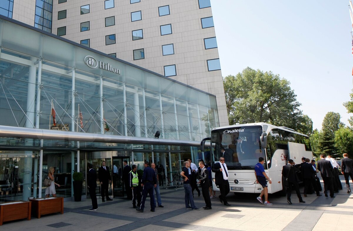 FOTO Delegaţia Stelei a ajuns la Sofia