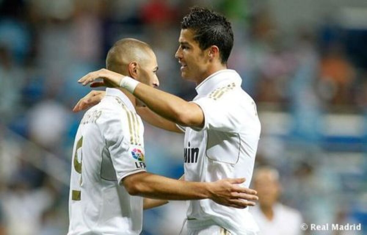 VIDEO şi FOTO » Mourinho, susţinut din toate puterile la Madrid: "Degetul tău ne arată drumul" :D