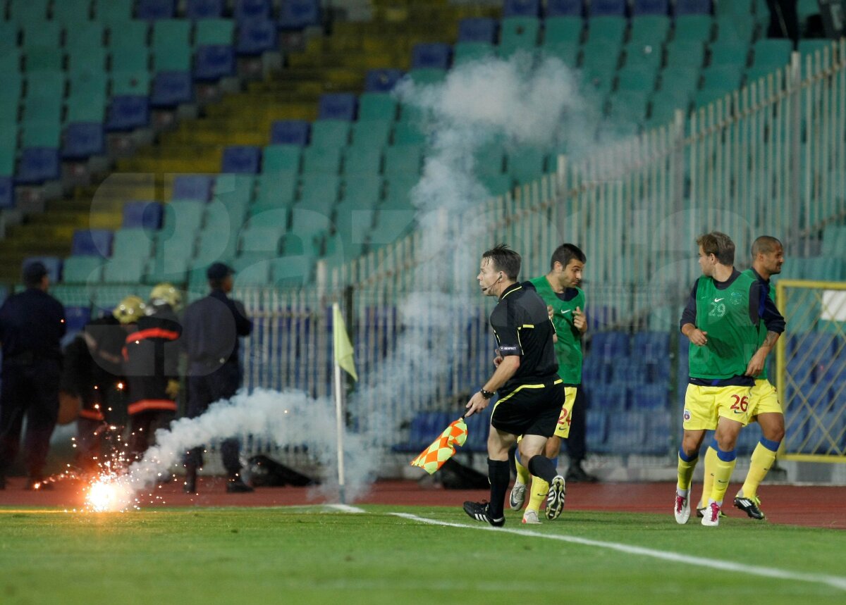 Filmul incidentelor de la Sofia » Plan dejucat: oficialii stelişti au anihilat intenţia Peluzei Sud » 5 ARESTAŢI