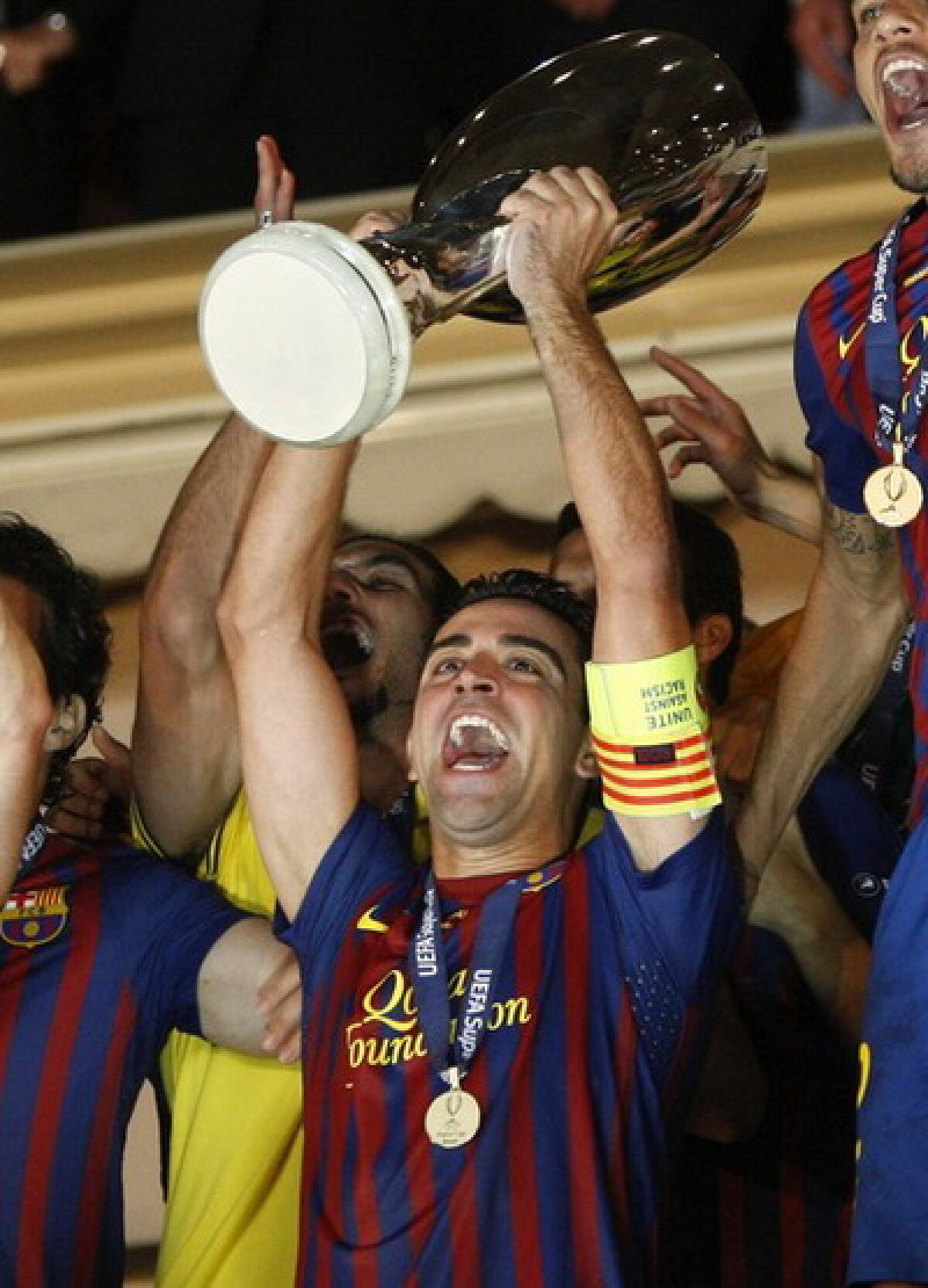 Xavi, legendă la Barcelona » A devenit cel mai titrat fotbalist din istoria clubului