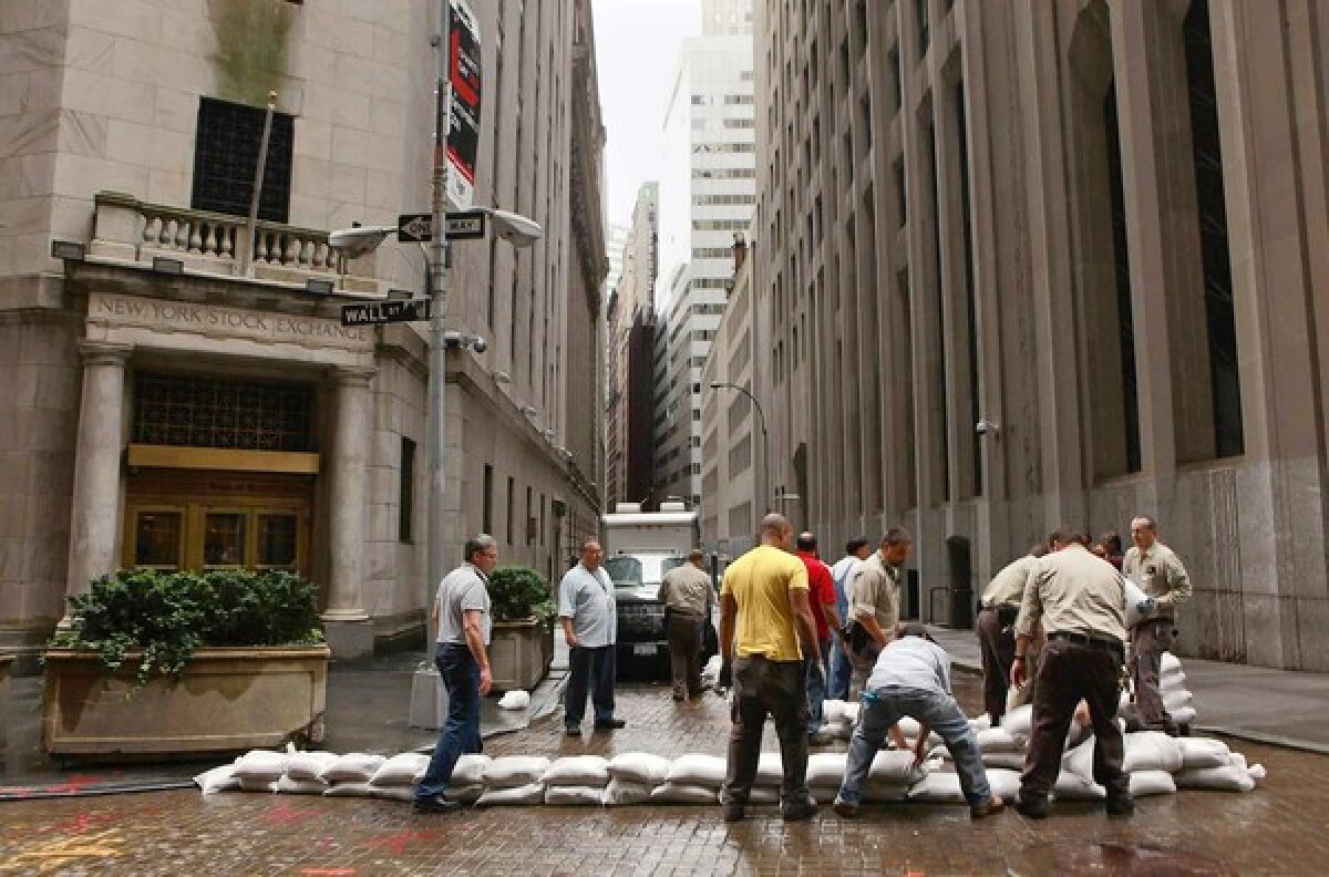 GALERIE FOTO » Şocant: New York-ul e un oraş părăsit în aşteptarea Uraganului Irene