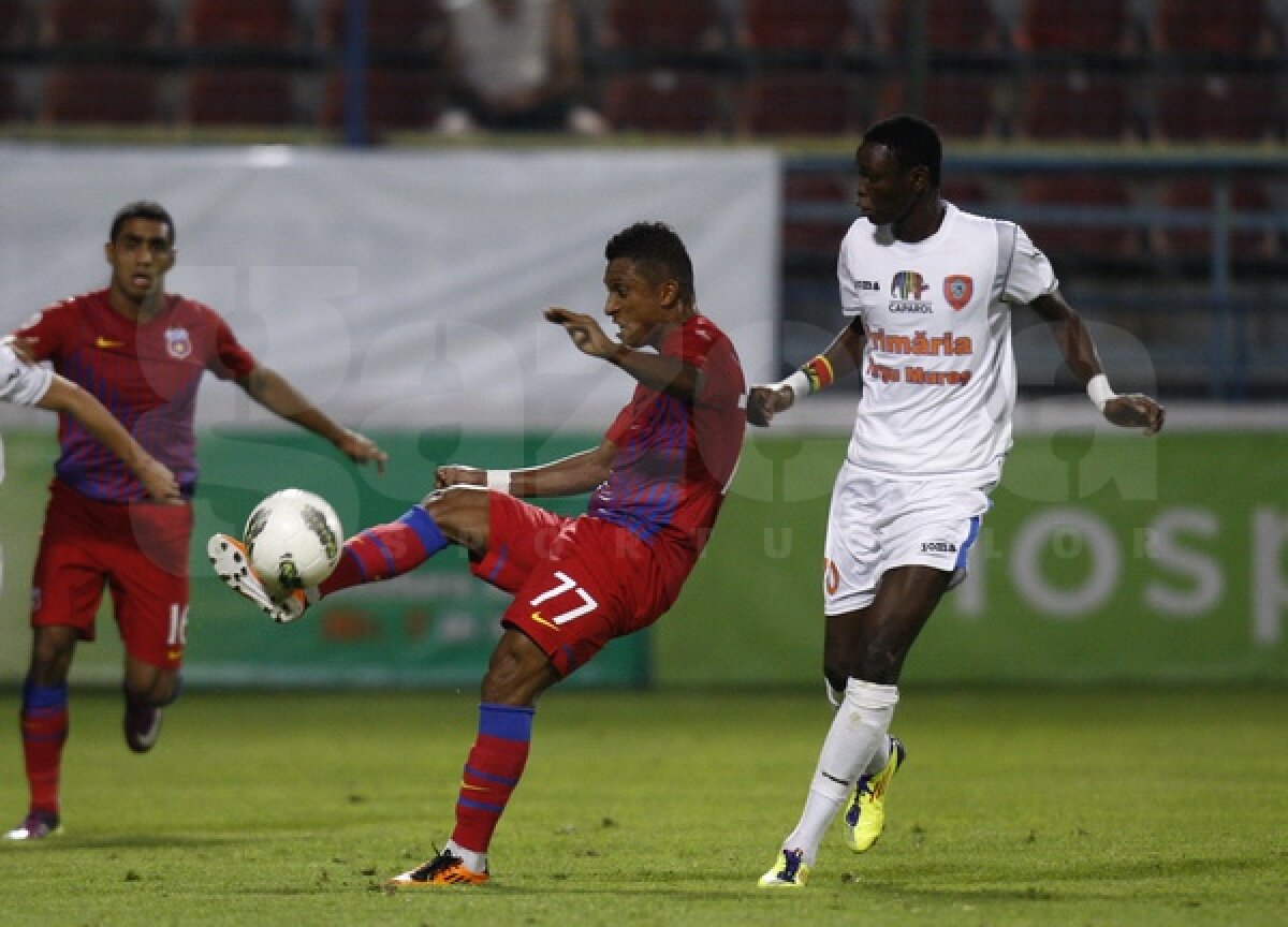 FOTO Victorie "cu cap" » Geraldo şi Martinovici au adus victoria Stelei, 2-0 cu Tîrgu Mureş