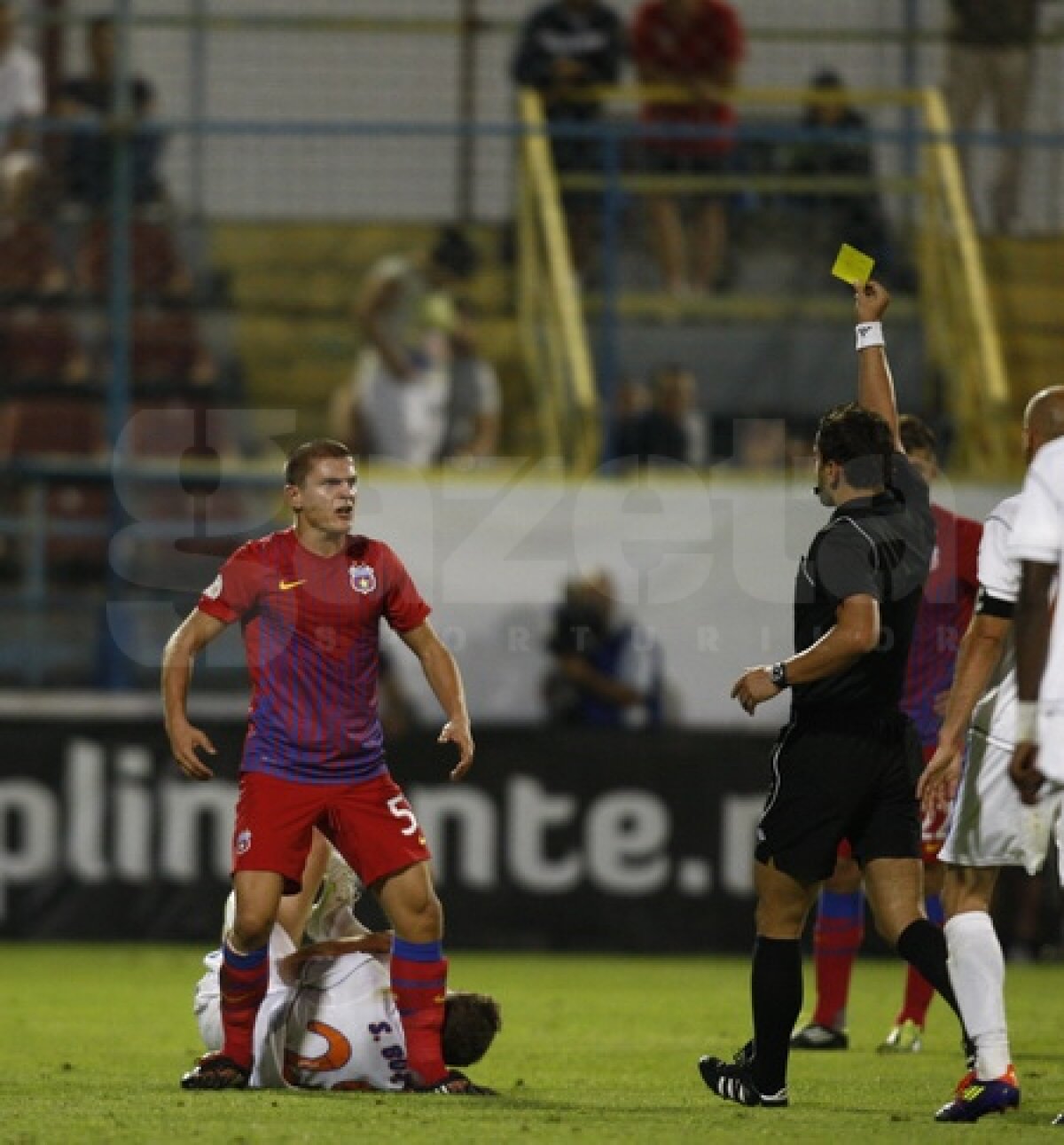 FOTO Victorie "cu cap" » Geraldo şi Martinovici au adus victoria Stelei, 2-0 cu Tîrgu Mureş