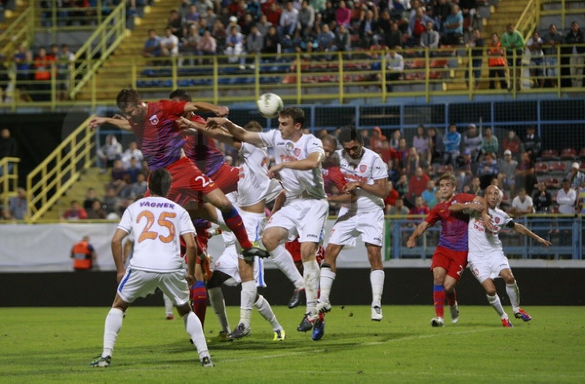 FOTO Victorie "cu cap" » Geraldo şi Martinovici au adus victoria Stelei, 2-0 cu Tîrgu Mureş