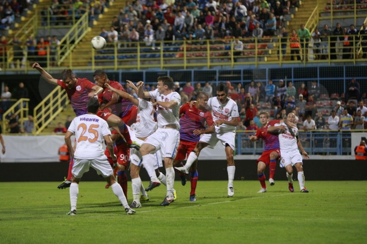FOTO Victorie "cu cap" » Geraldo şi Martinovici au adus victoria Stelei, 2-0 cu Tîrgu Mureş