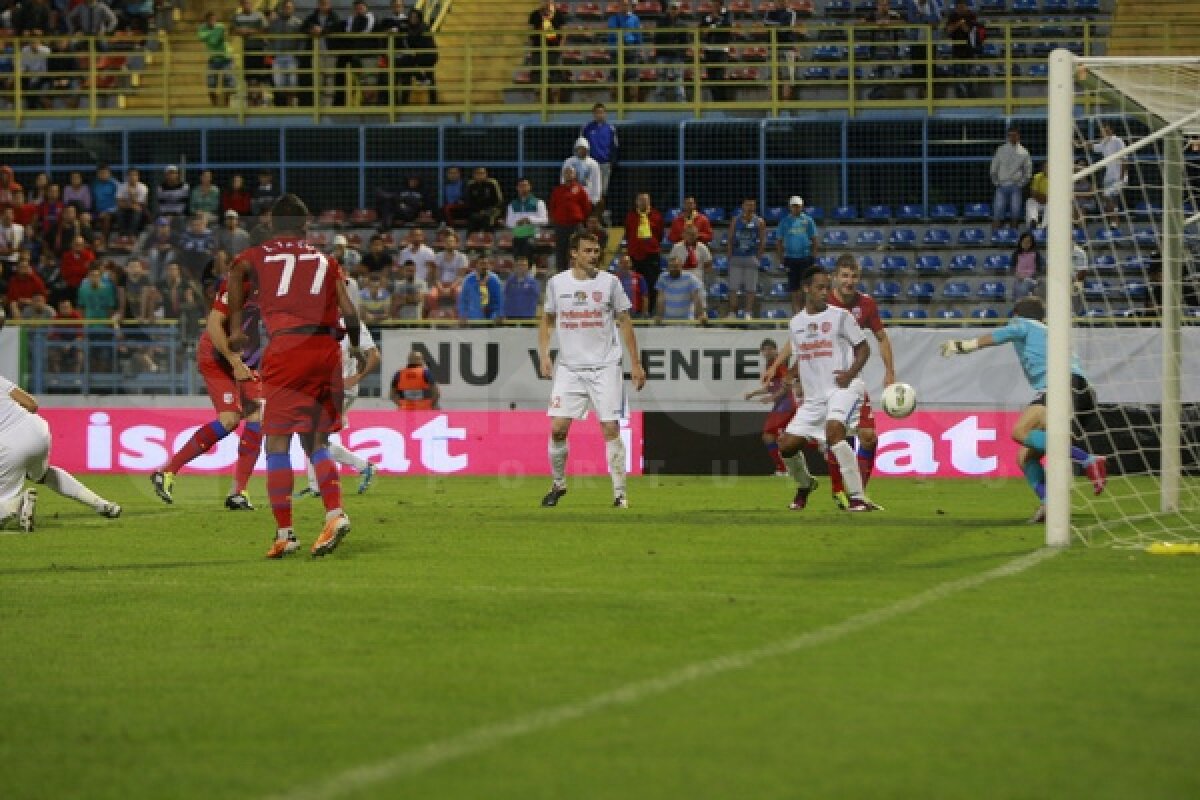 FOTO Victorie "cu cap" » Geraldo şi Martinovici au adus victoria Stelei, 2-0 cu Tîrgu Mureş