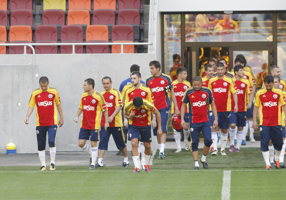 "Tricolorii", uluiţi de Naţional Arena » "Să ne poarte noroc!"