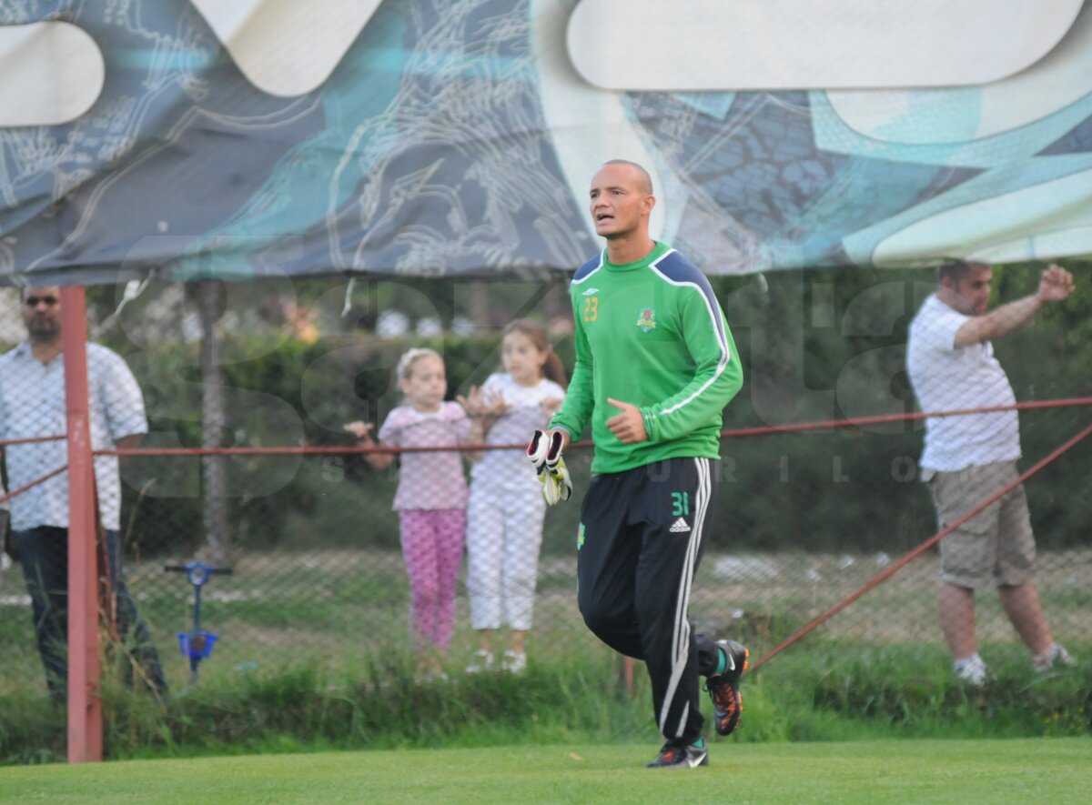FOTO » Marius Constantin şi Zappino, primul antrenament cu Hizo la Vaslui