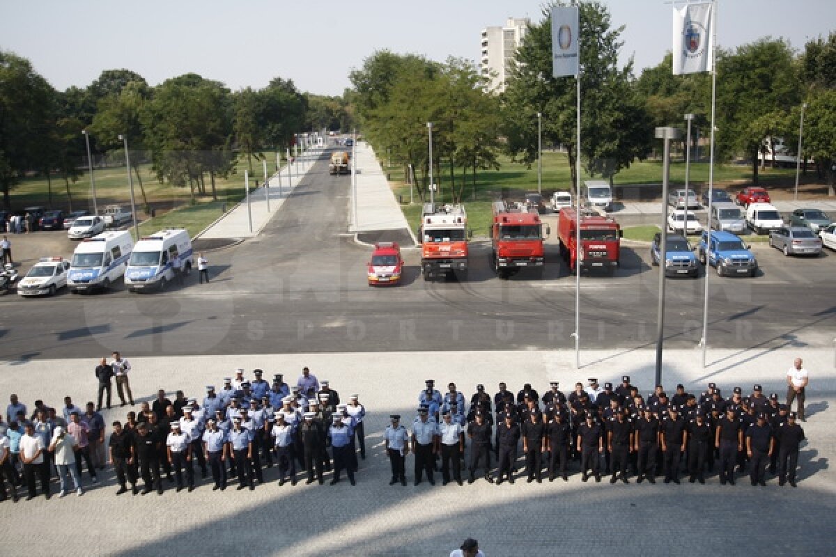 National Arena sub asediu ;) Împuşcături şi desfăşurări de forţe pe noul stadion